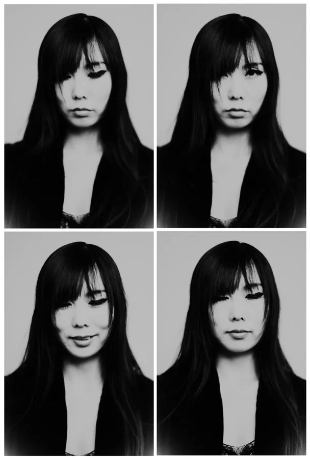 Portraits artistiques noir et blanc d'une femme asiatique en studio photo. Série photo "Identity", visage yeux fermés et ouverts, sous forme de planches, avec quatre expressions différentes.